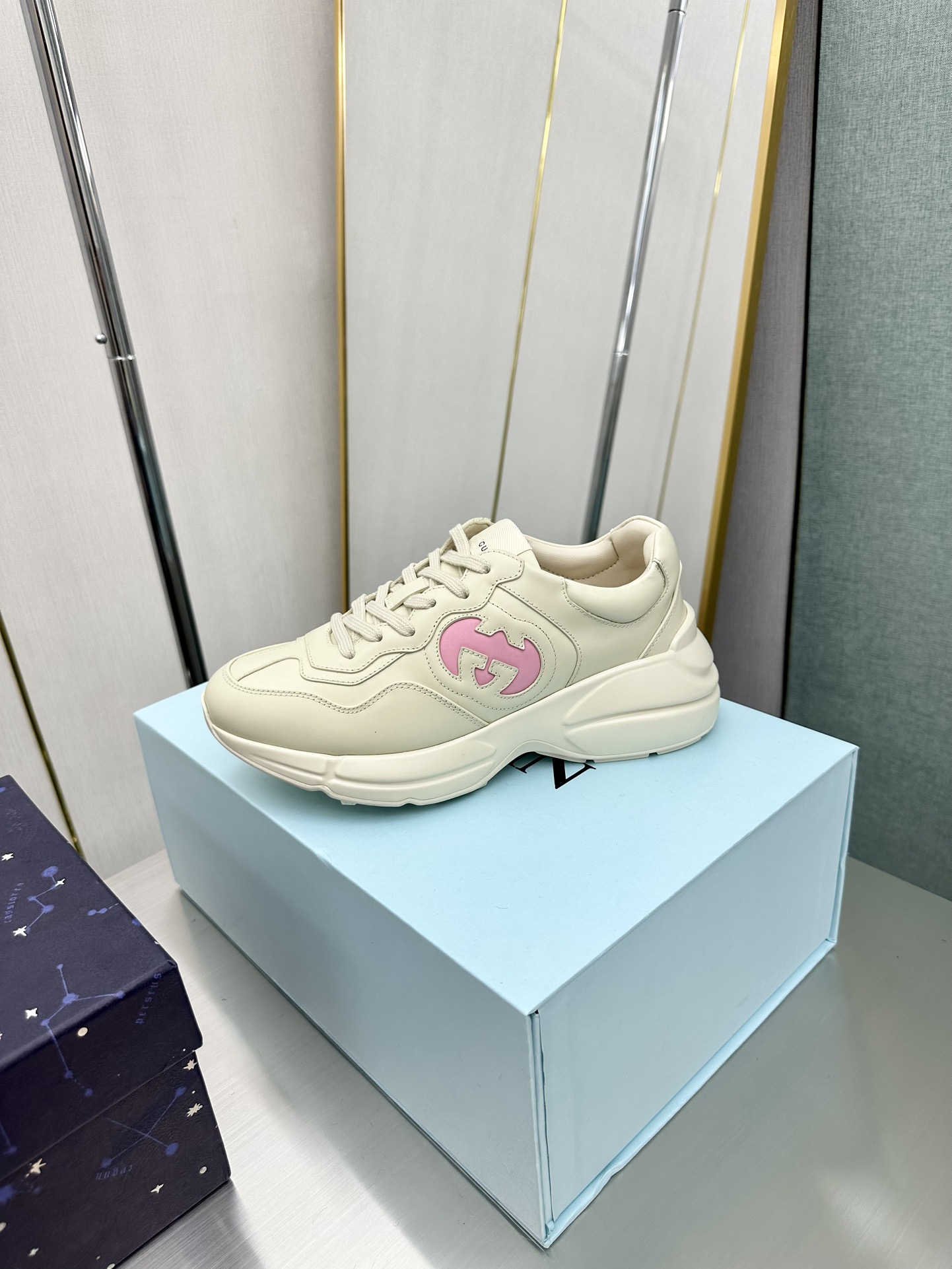 Women's high heels